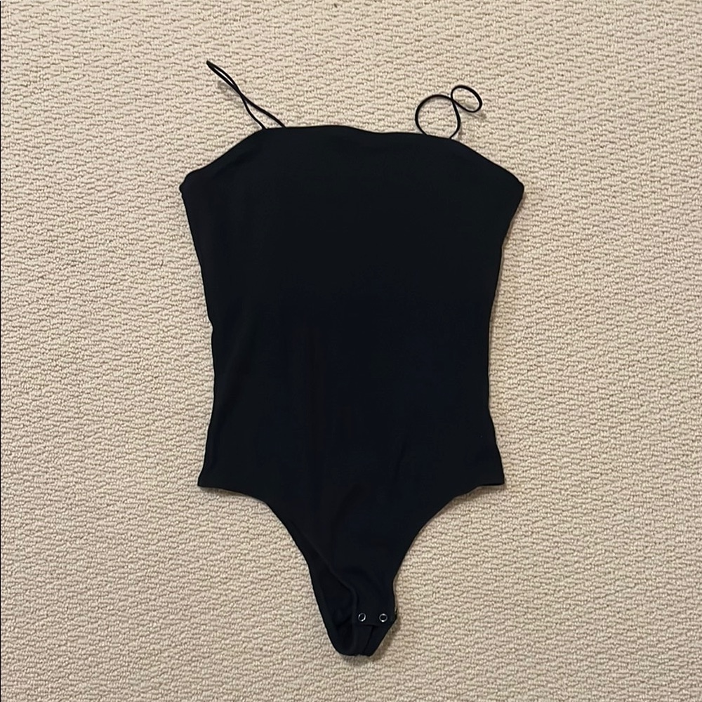 BN | Black Spaghetti Strap Bodysuit